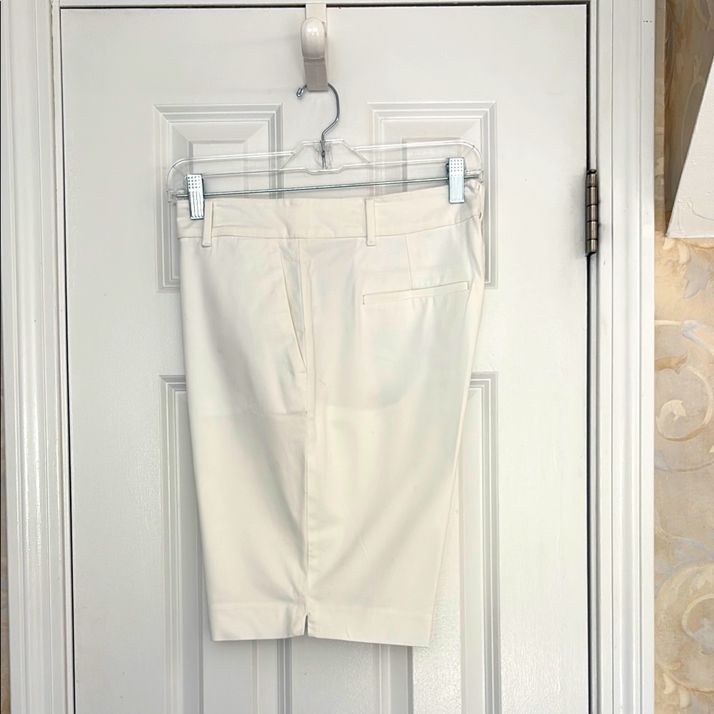 Ann Taylor Broadwalk Classic White Bermuda Shorts. NWOT